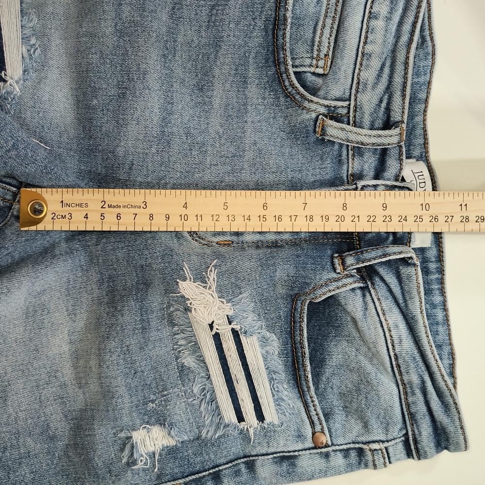 Judy Blue Blue Distressed Jean Shorts High-Waisted with Raw Hem Women's Size S - Picture 5 of 10